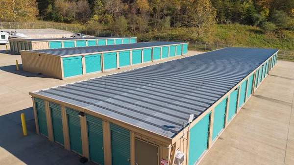 Mini Mall Storage - Hurricane