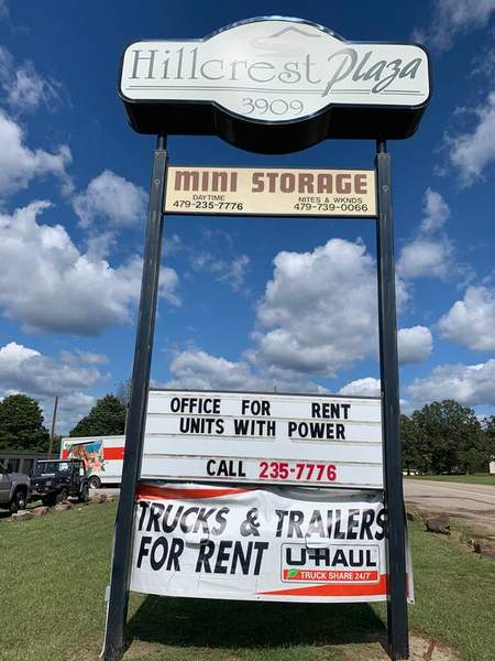 Hillcrest Plaza mini Storage