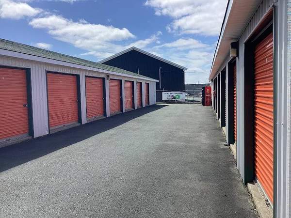 R & M Self Storage U-Haul