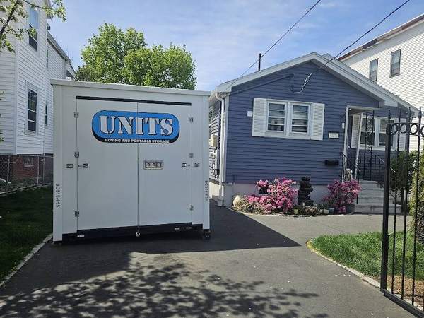 UNITS Moving & Portable Storage of North Shore MA