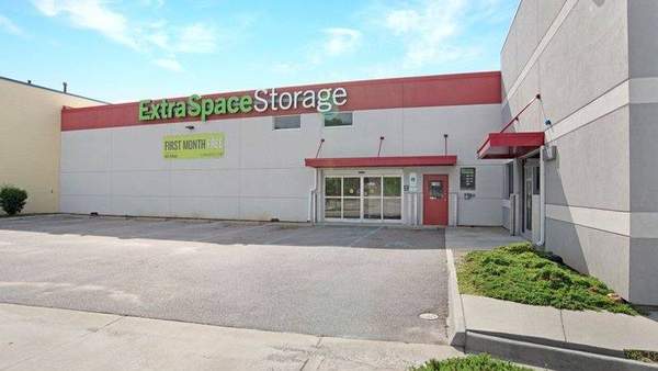Extra Space Storage