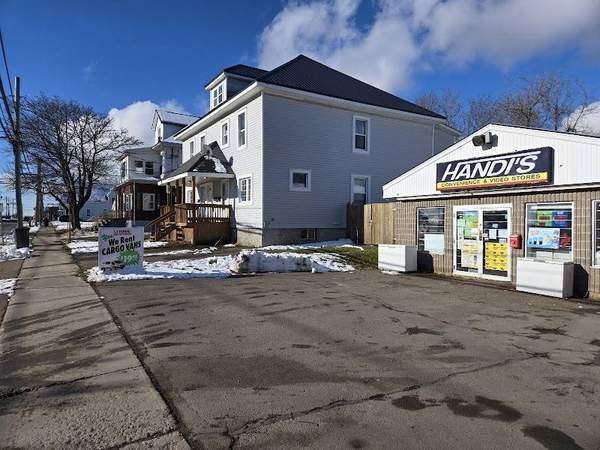 U-Haul Neighborhood Dealer