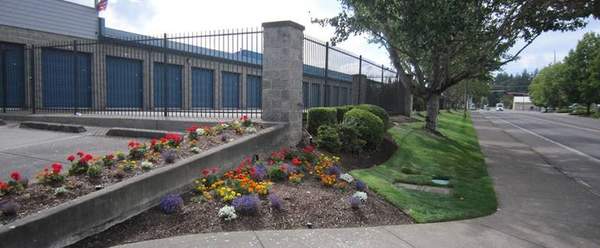 Crystal Lake Storage