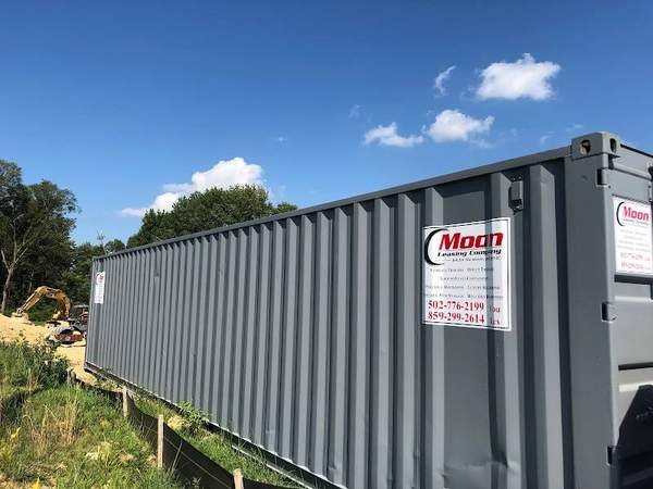 Moon Trailer Leasing