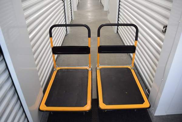 Mack Self Storage - Riverside Dr.