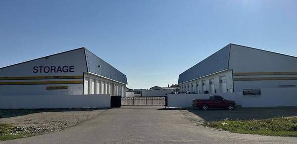 Alberta Big Storage