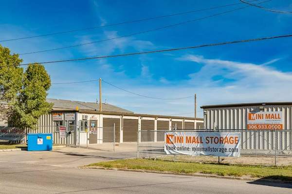 Mini Mall Storage - Saskatoon