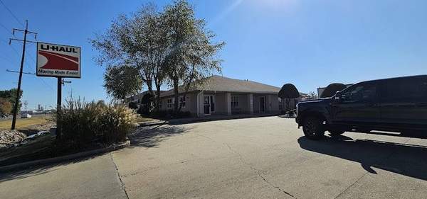 U-Haul Neighborhood Dealer