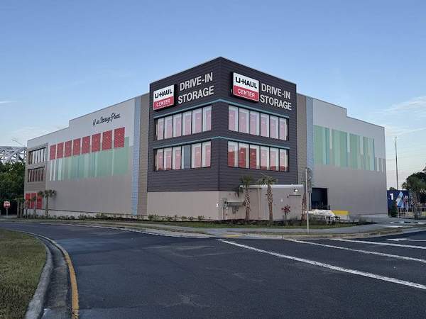 U-Haul Moving & Storage of La Villa