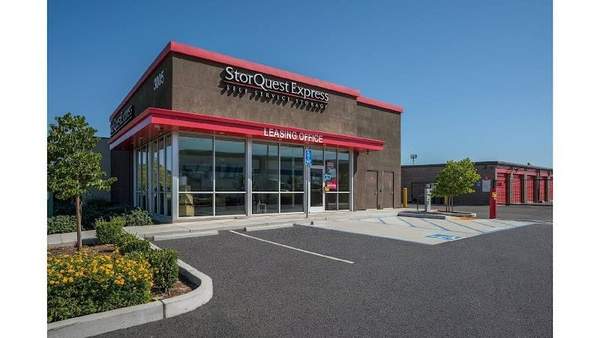 StorQuest Express - Self Service Storage