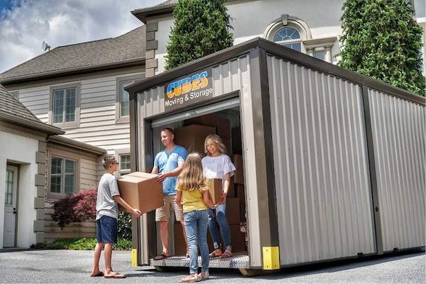 Cubes Moving & Storage