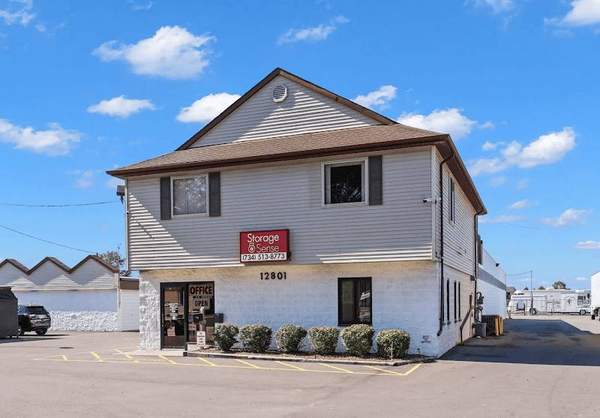 Storage Sense - Livonia